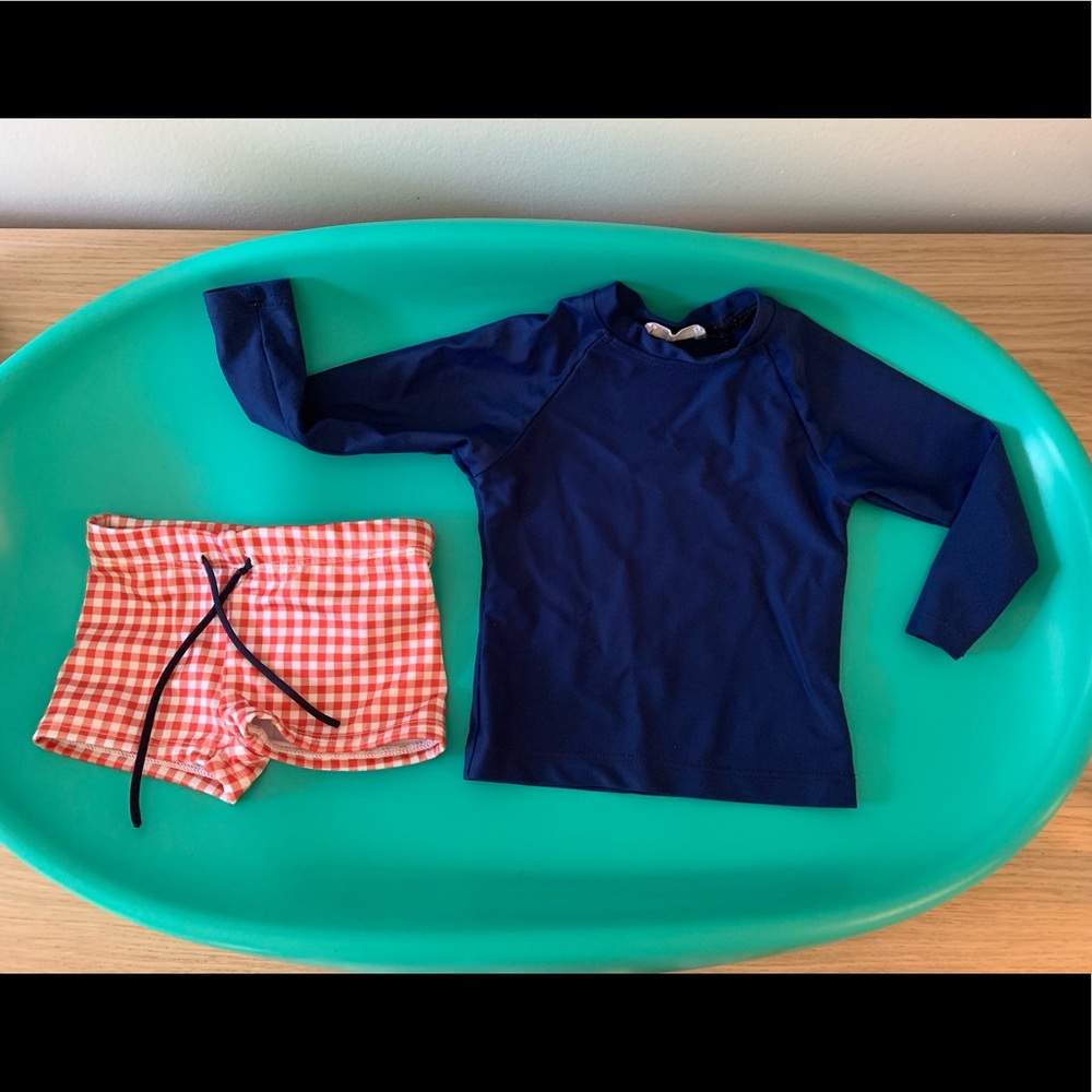 Minnow swim size 1 trunks and rash guard set